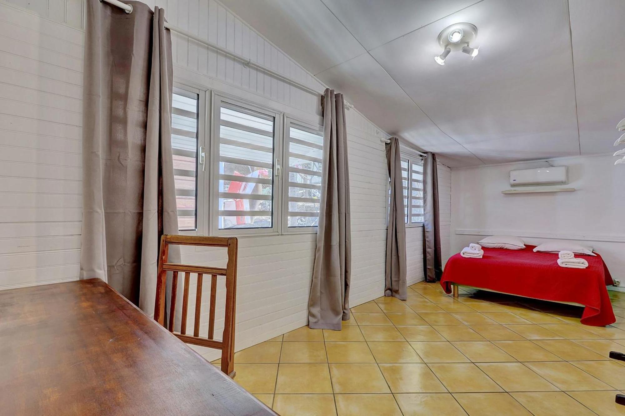 La Villa D'Eden - Saint Gilles Les Bains Экстерьер фото